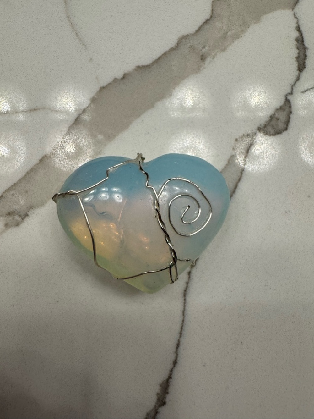 Moonstone heart stone pendant shines Blue/Iridescent